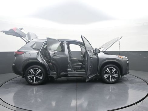 Used 2023 Nissan Rogue SL w/ SL Premium Package image 44