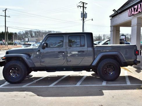 Used 2021 Jeep Gladiator Sport image 5