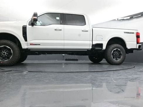 New 2026 Ford F350 Platinum w/ Tremor Off-Road Package image 27