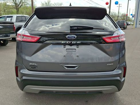Certified 2024 Ford Edge SEL AWD/4WD image 9