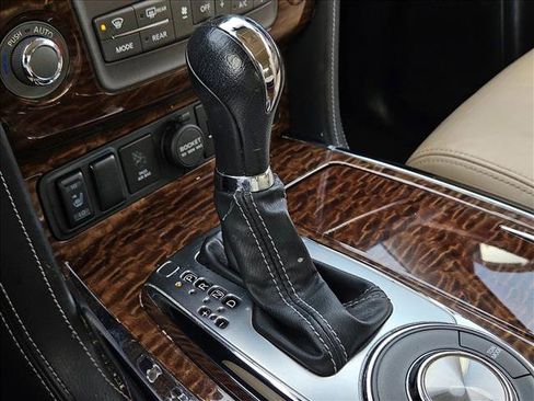 Used 2018 Nissan Armada SL w/ Premium Package image 17