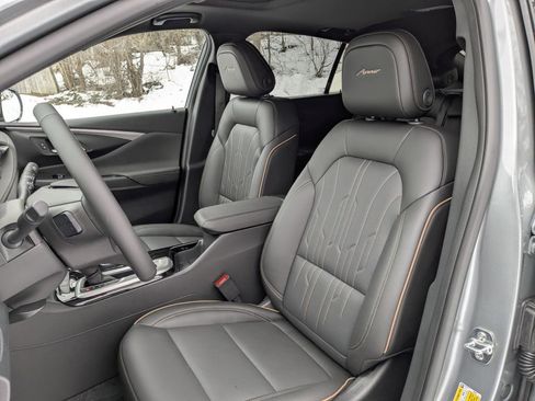 New 2026 Buick Envista Avenir image 12