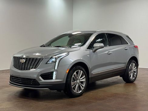 Used 2025 Cadillac XT5 Premium Luxury image 7