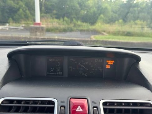 Used 2017 Subaru WRX AWD/4WD image 21