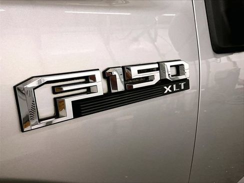 Used 2016 Ford F150 XLT w/ Equipment Group 302A Luxury AWD/4WD image 13