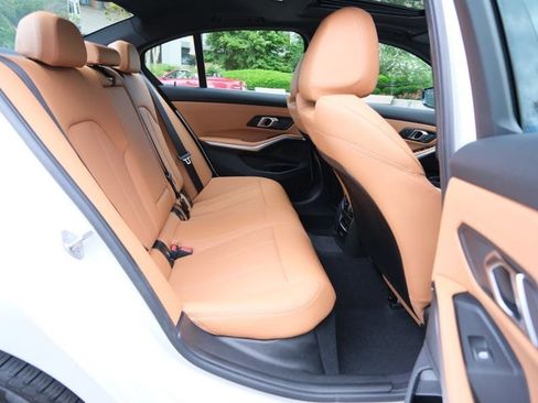 Used 2024 BMW 330i Sedan image 25