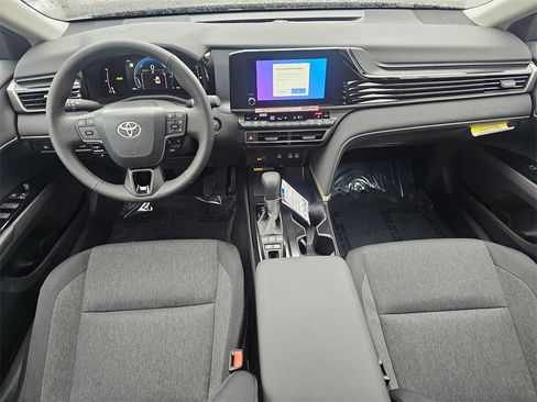 New 2026 Toyota Camry LE image 17