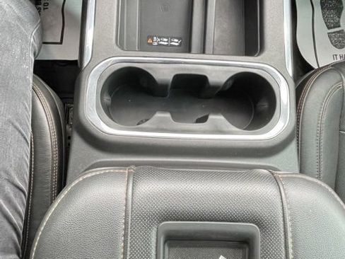 Used 2020 GMC Sierra 1500 AT4 w/ AT4 Premium Package image 18