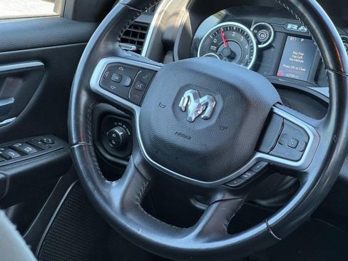 Used 2022 RAM 1500 Big Horn AWD/4WD image 12