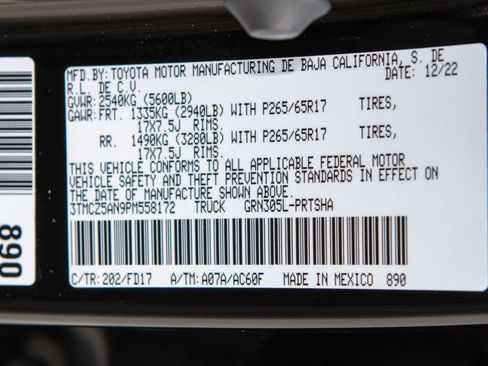 Used 2023 Toyota Tacoma TRD Sport w/ Advanced Technology Package image 34