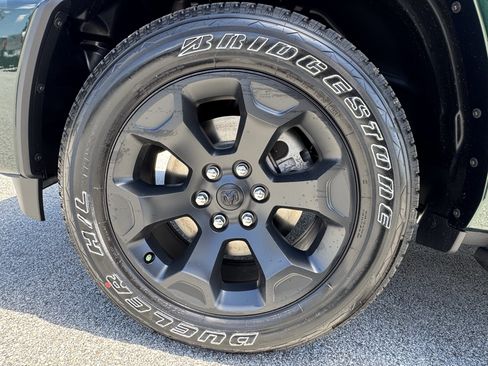 New 2026 RAM 1500 Big Horn AWD/4WD image 13