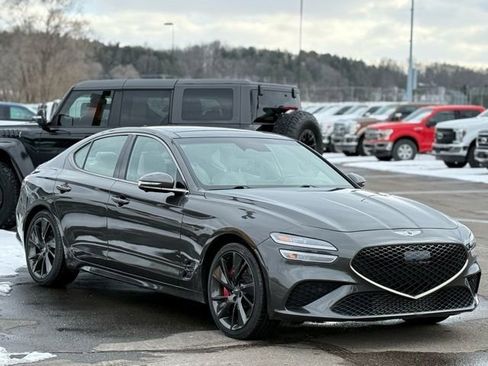 Used 2023 Genesis G70 3.3T w/ Sport Prestige Package image 38