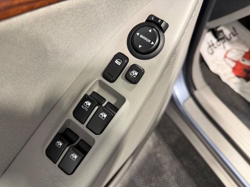 Used 2010 Hyundai Veracruz GLS image 20