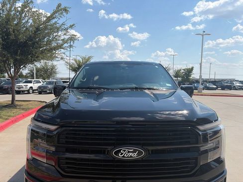 Used 2025 Ford F150 Lariat w/ Equipment Group 501A Mid AWD/4WD image 9