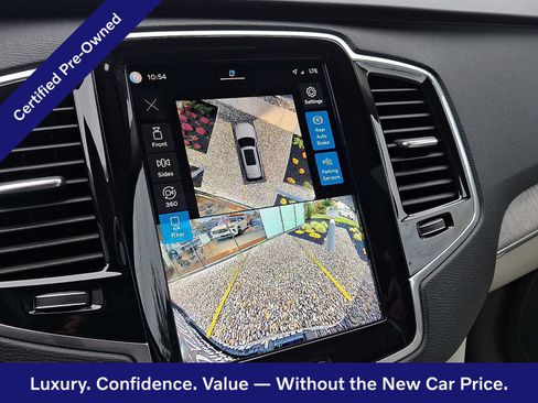 Certified 2024 Volvo XC90 B5 Plus w/ Protection Package Premier AWD/4WD image 19