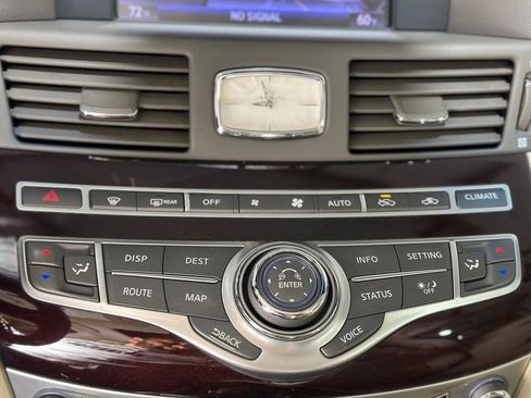 Used 2013 INFINITI M37 37x w/ Premium Pkg image 18