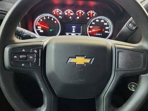 Used 2023 Chevrolet Silverado 1500 Custom image 13
