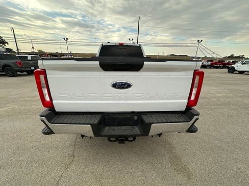 Used 2024 Ford F250 XL w/ FX4 Off-Road Package AWD/4WD image 8