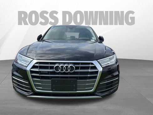 Used 2020 Audi Q5 2.0T Premium w/ Convenience Package AWD/4WD image 2