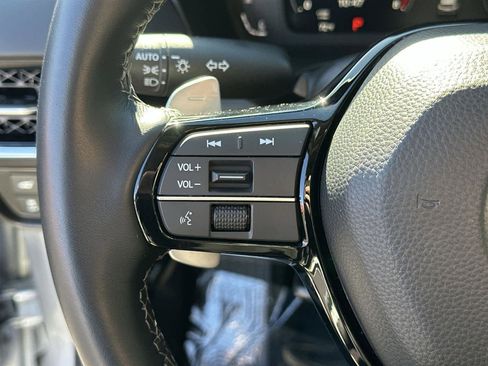 Used 2025 Acura ADX FWD image 23