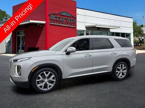 Used 2022 Hyundai Palisade SEL w/ Premium Package FWD image 1