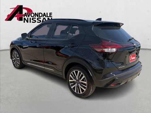 Certified 2024 Nissan Kicks SR image 3