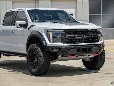 Used 2025 Ford F150 Raptor w/ Equipment Group 803A Raptor R AWD/4WD image 28