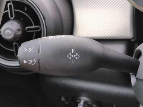 Certified 2024 MINI Cooper 4-Door Hardtop FWD image 29