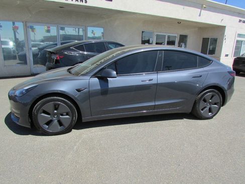 Used 2023 Tesla Model 3 Standard Range RWD image 11