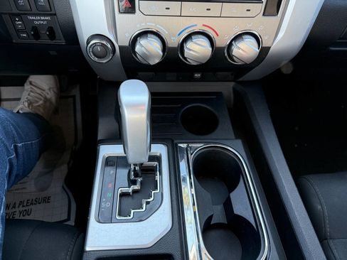 Used 2016 Toyota Tundra SR5 image 21