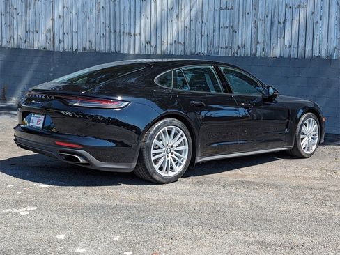 Used 2021 Porsche Panamera image 4