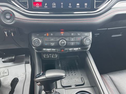 Used 2025 Dodge Durango R/T image 19