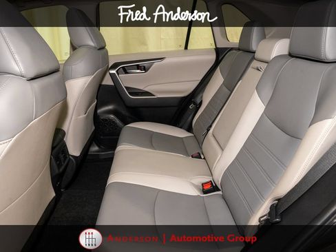 Used 2023 Toyota RAV4 XLE Premium FWD image 9
