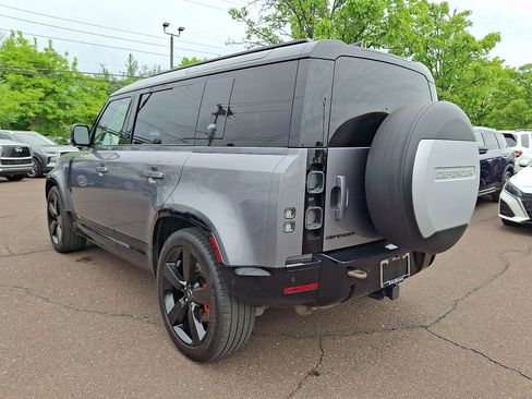 Used 2022 Land Rover Defender 110 X AWD/4WD image 4