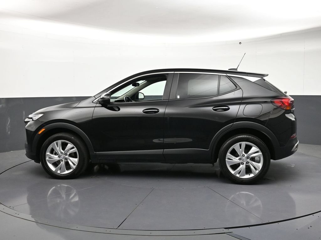 Used 2024 Buick Encore GX Preferred w/ Comfort Package AWD/4WD image 2