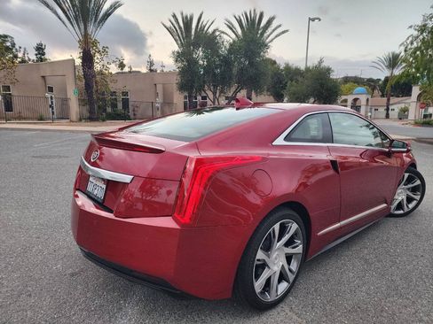 Used 2014 Cadillac ELR w/ Luxury Package FWD image 6