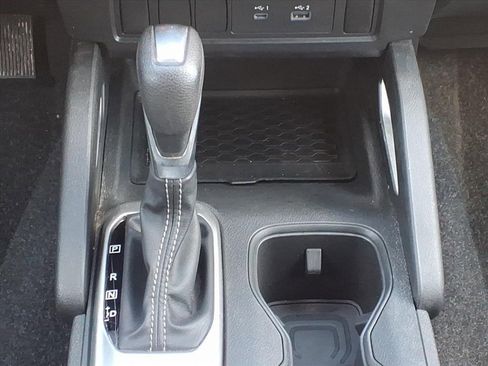 Used 2024 Nissan Frontier SV image 23