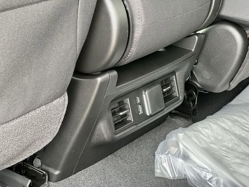 New 2026 GMC Sierra 1500 Elevation image 27