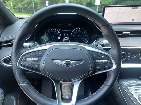 Used 2023 Genesis GV70 2.5T w/ Sport Prestige Package AWD/4WD image 7