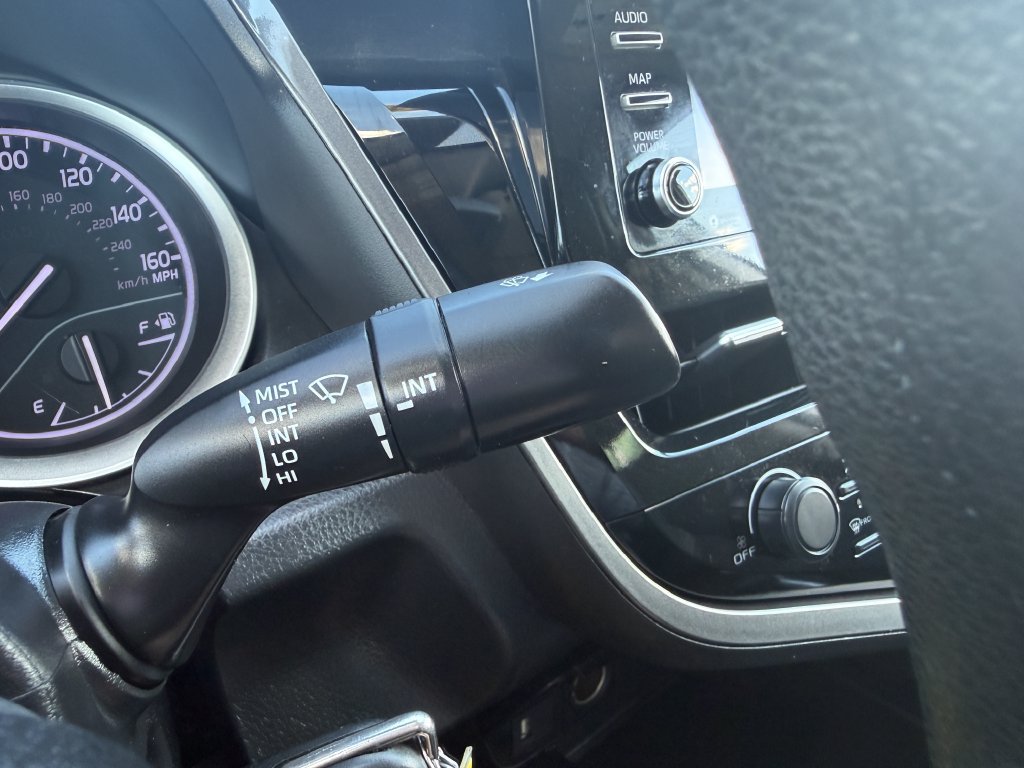 Used 2021 Toyota Camry LE FWD image 22