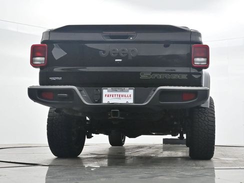 Used 2023 Jeep Gladiator Sport image 29