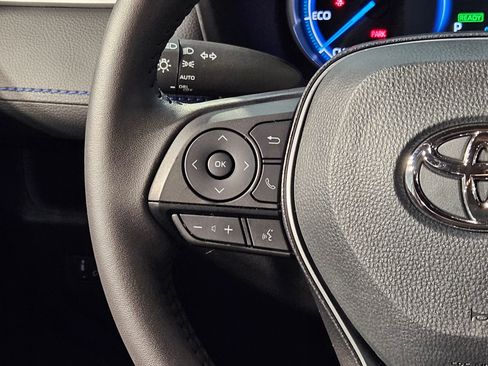 Certified 2025 Toyota RAV4 SE AWD/4WD image 27