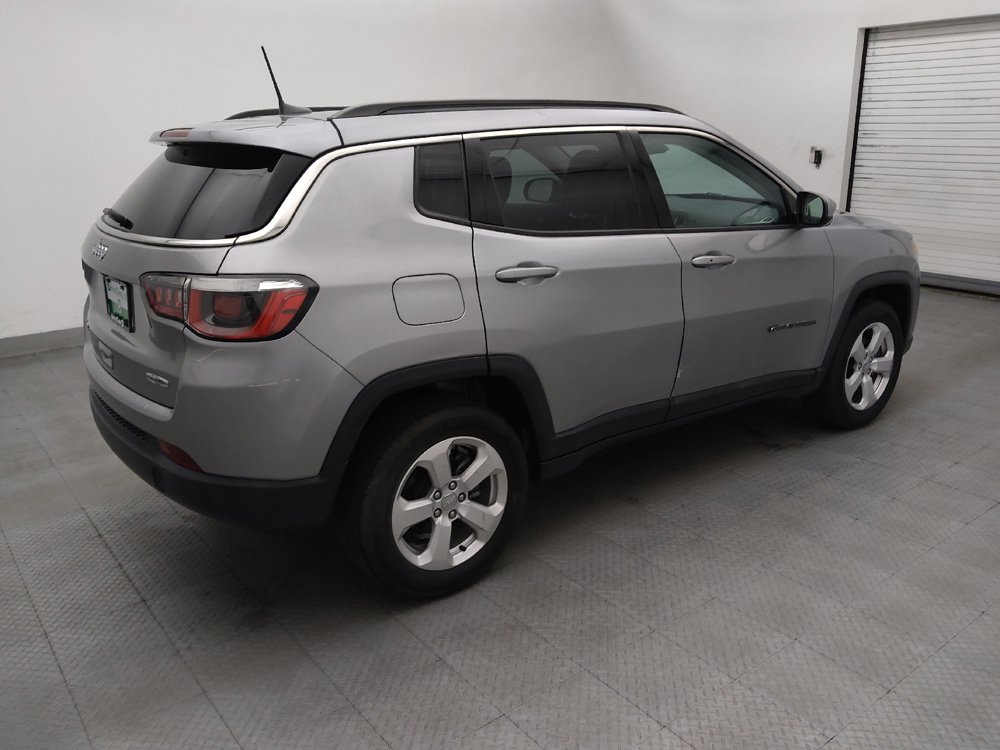 Used 2019 Jeep Compass Latitude AWD/4WD image 10