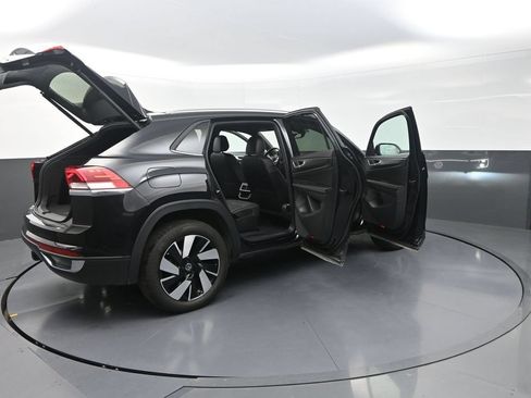 Used 2026 Volkswagen Atlas Cross Sport SE AWD/4WD image 38