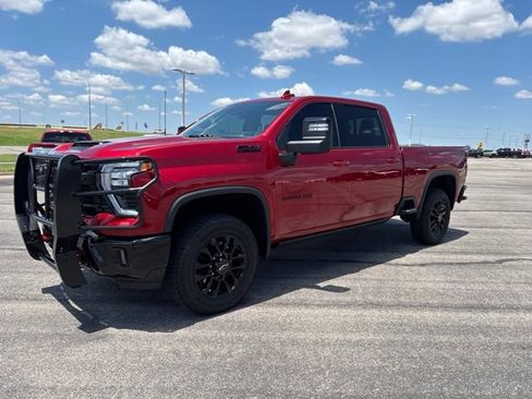 Used 2025 Chevrolet Silverado 2500 LTZ w/ LTZ Plus Package AWD/4WD image 1