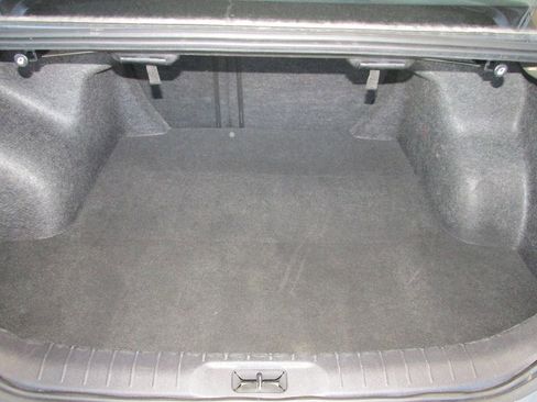 Used 2024 Nissan Altima 2.5 SV image 32