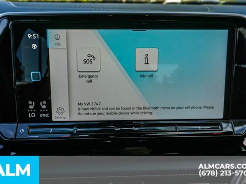 Used 2024 Volkswagen Atlas Cross Sport SE image 37