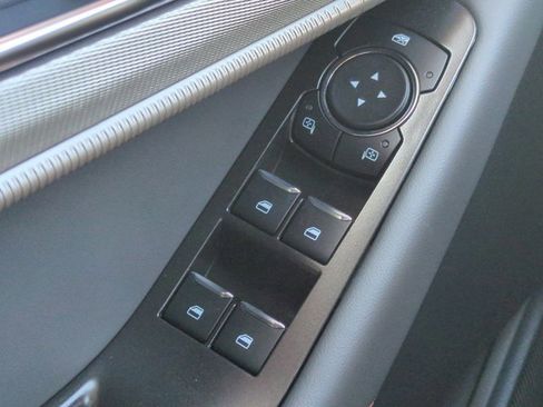 New 2026 Ford Explorer Active RWD image 23