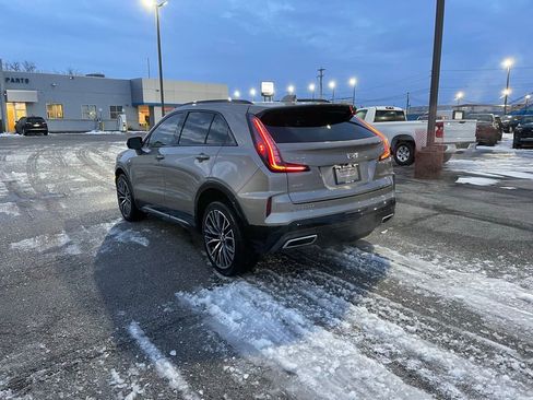 Used 2024 Cadillac XT4 Sport image 3