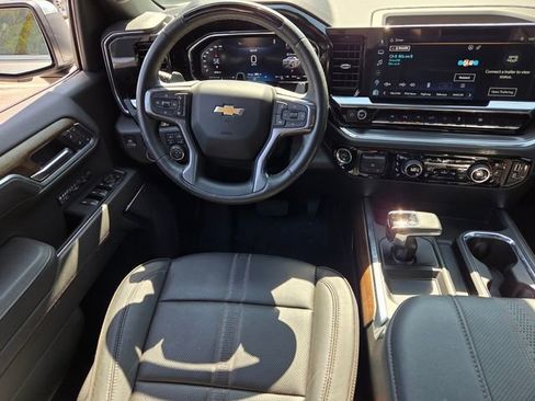 Used 2026 Chevrolet Silverado 1500 High Country image 14